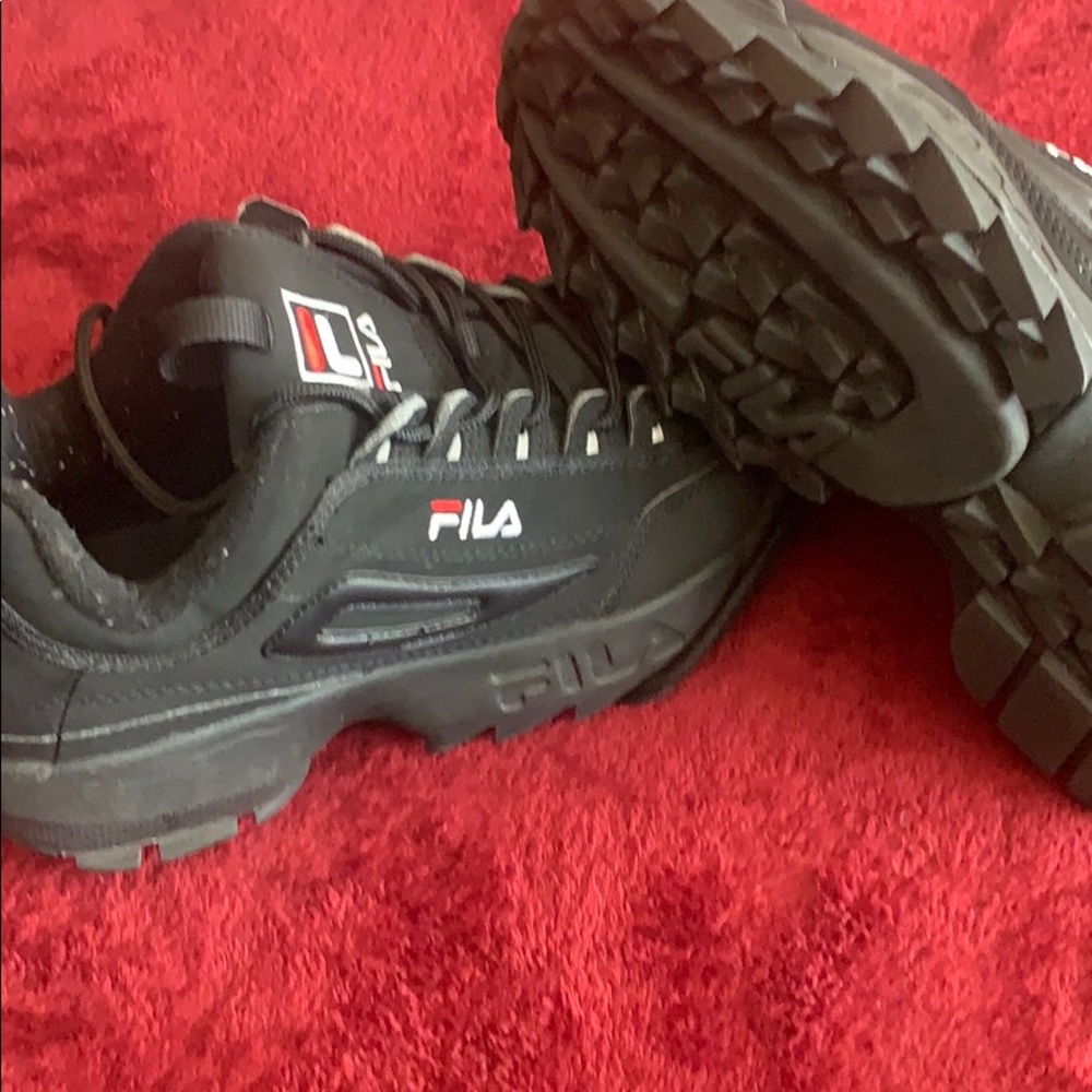 Shoes - Picture 2 of 5